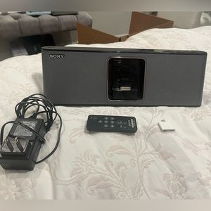 Sony sound system Personal Audio Docking System RDP-M15iP